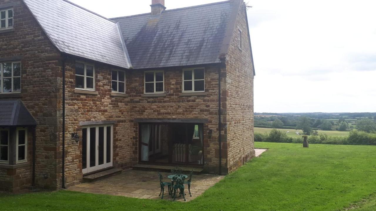 Cockley Hill Farm Bed & Breakfast Brackley  Zewnętrze zdjęcie