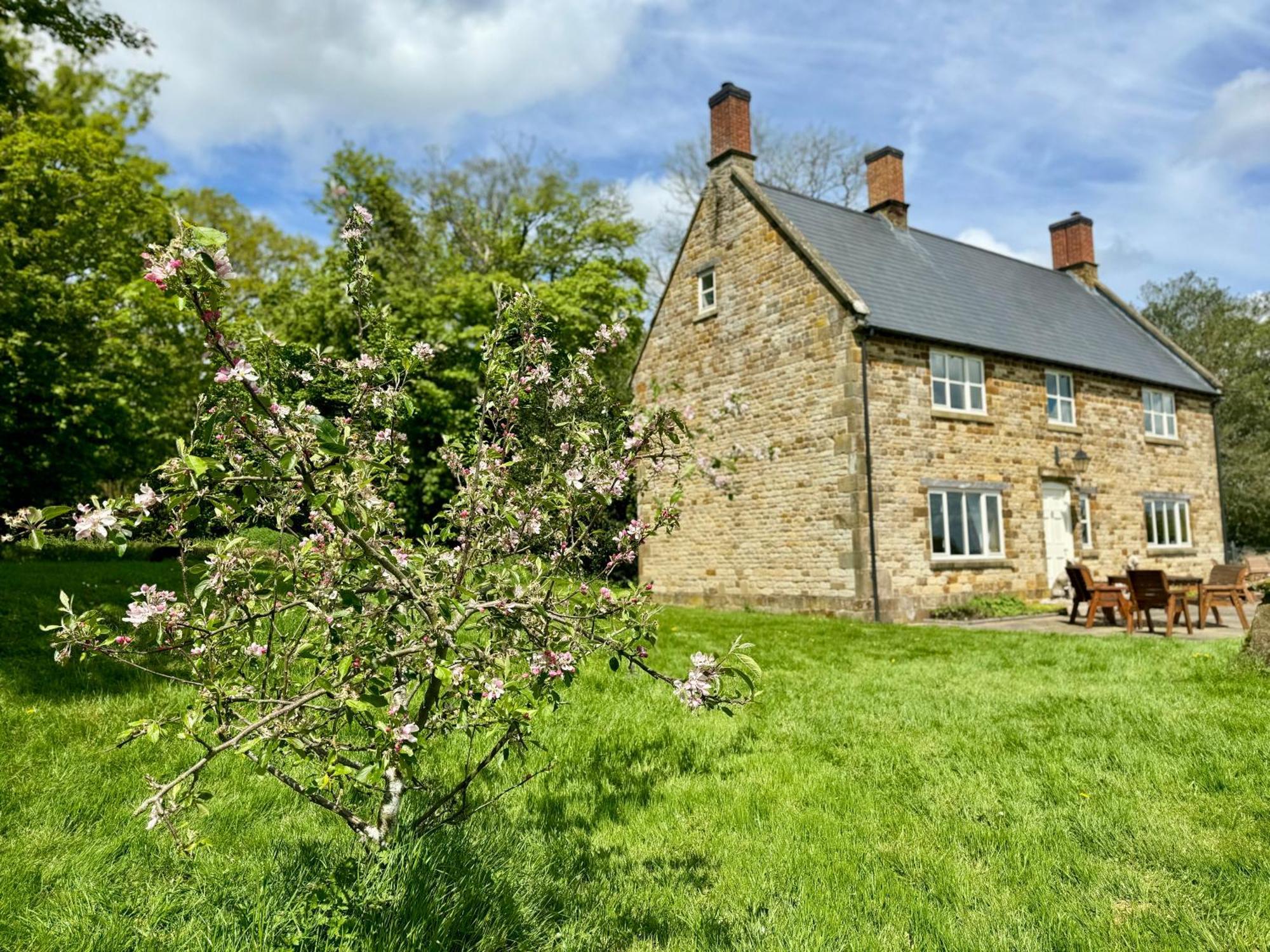 Cockley Hill Farm Bed & Breakfast Brackley  Zewnętrze zdjęcie